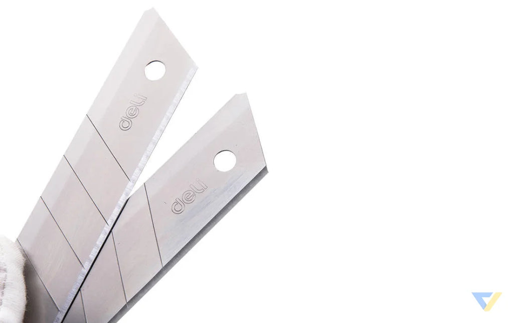 Cutter 25mm 10 pcs blade head Deli Tools EDL DP05 (silver) Cutting tools
