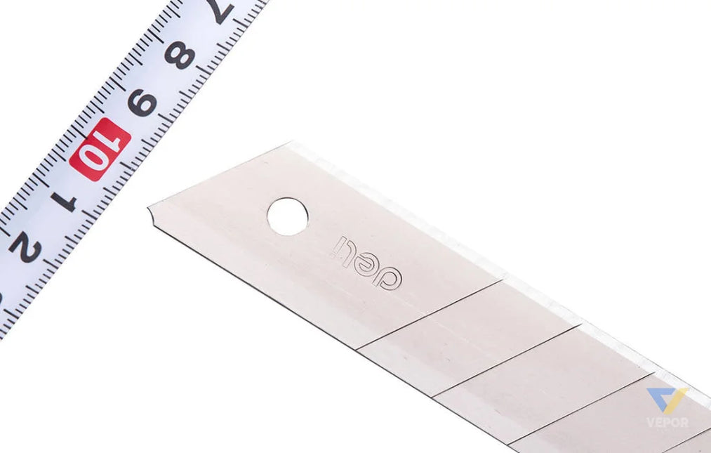 Cutter 25mm 10 pcs blade head Deli Tools EDL DP05 (silver) Cutting tools