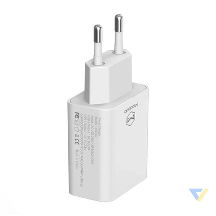 Dual USB charger Mcdodo CH 6720 (EU) Lightning 1m Travel set (white) mains chargers