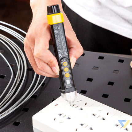 Non contact voltage tester Deli Tools EDL8011 12/48 1000V AC (black) Measuring tools